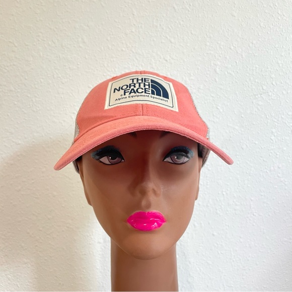 The North Face Pink Mesh Snap Back Trucker Hat - Picture 2 of 9